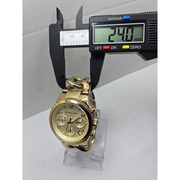 Michael Kors Runway MK3131 Gold Tone Watch Chain 38mm New Battery Womens Sz Smal - Picture 6 of 9
